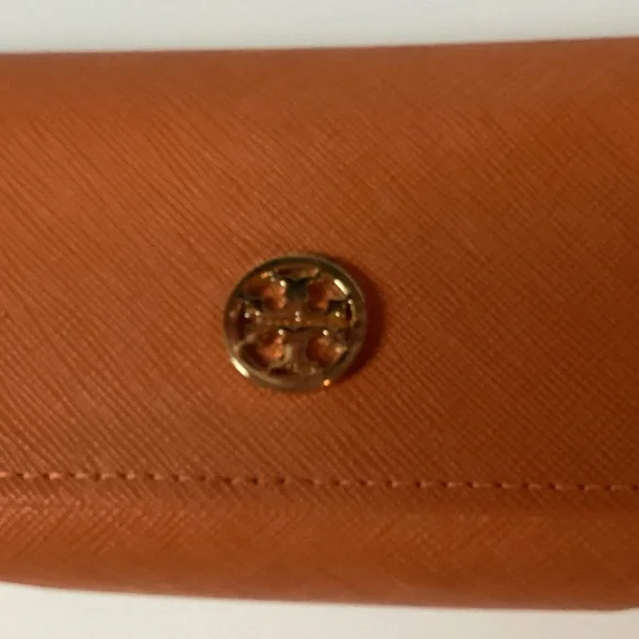 Tory Burch Orange Clutch - Picture 10 of 10